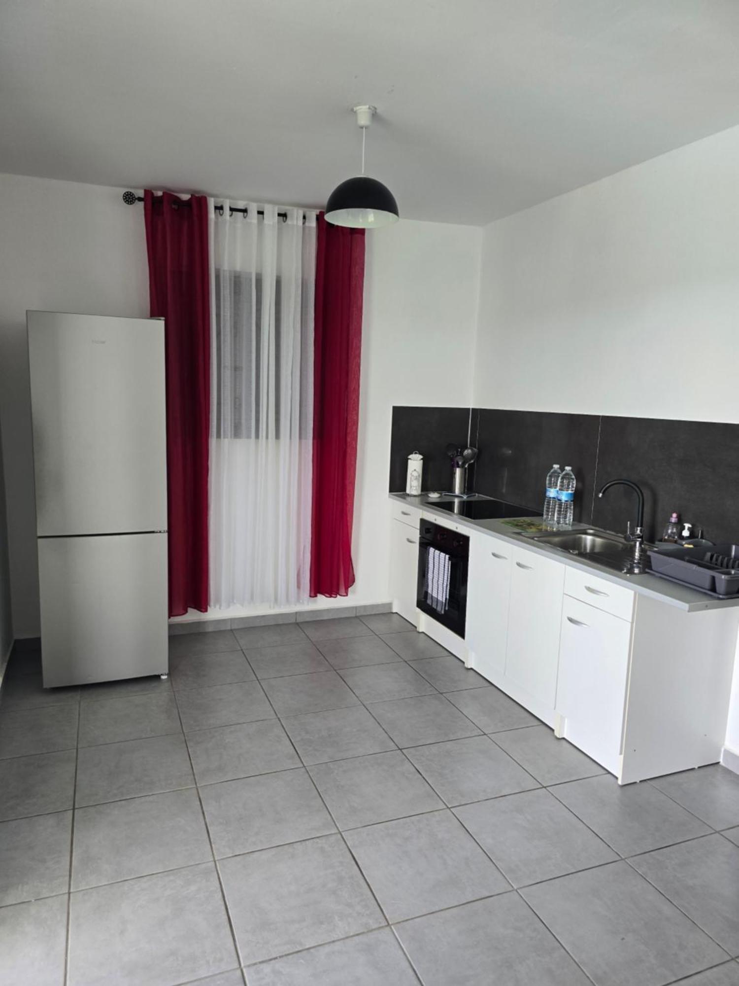 Maison Laurencia - Appartement De L'Etage Sainte-Anne  Exteriér fotografie